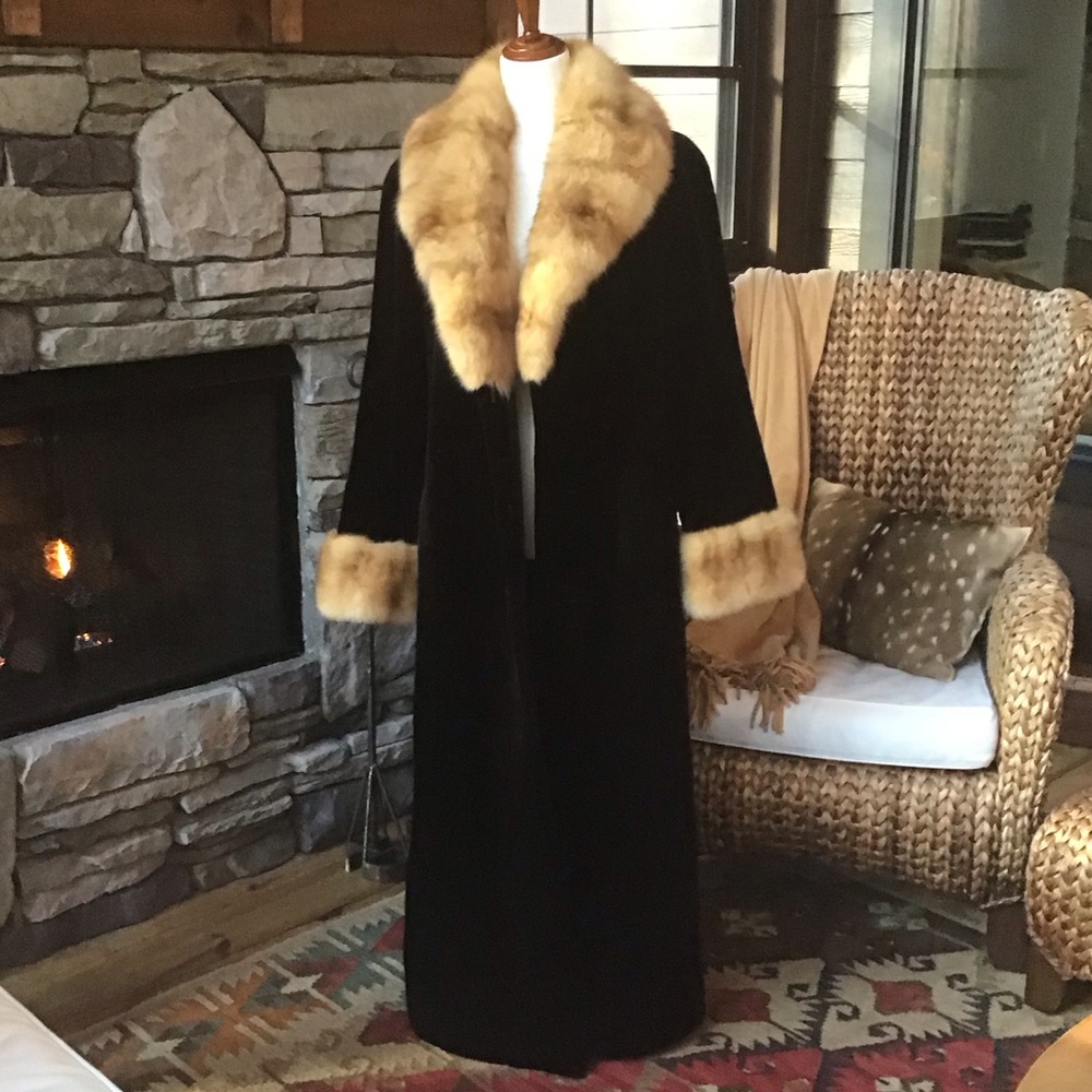 💝Exquisite Full Length Mink Coat with Sable Collar and Cuffs and Matching Hat 💘💞